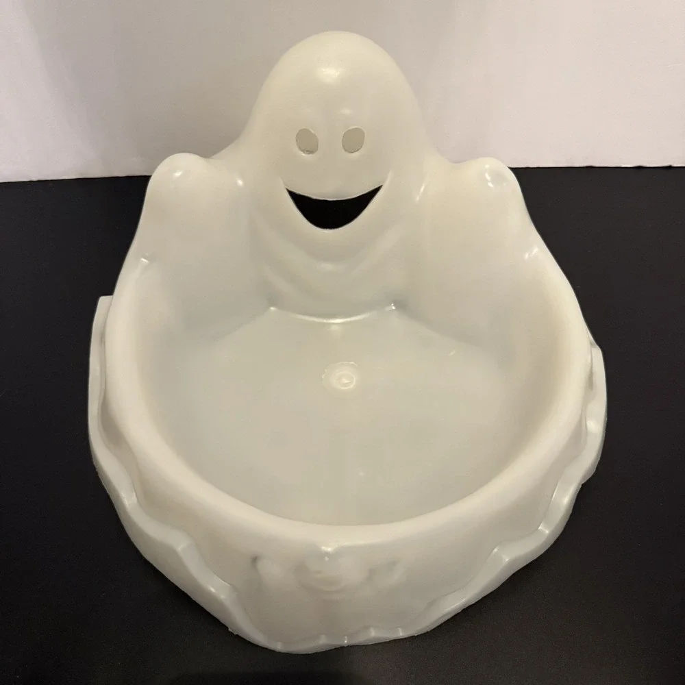 Glow in the Dark Plastic Halloween Candy Dish Bowl Molded White Ghost Shape VTG